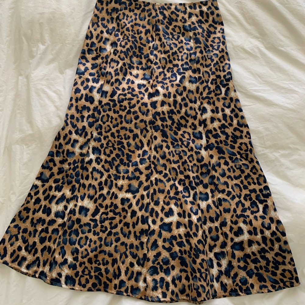 Lulus Leopard Midi Skirt (satin like)